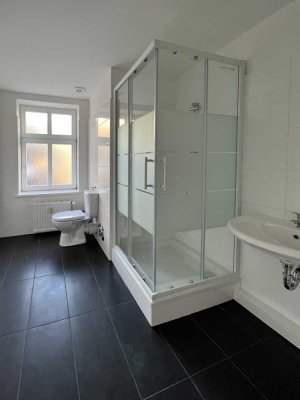 Frisch renoviertes Singlenest mit Tageslichtbad