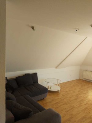 Provisionsfrei! DG-Wohnung mit Balkon, Tiefgaragenplatz, Aachener Straße, Köln-Weiden zu verkaufen