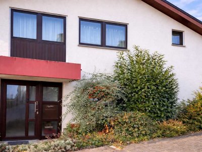 Reihenhaus mit Garten, Kamin und Galerie – ruhig gelegen in Heilbronn-Frankenbach