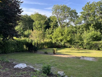 ** Attraktive 3 Zimmer Dachgeschosswohnung mit Balkon an der Sambatrasse, Wilhelmring 21, W'tal
