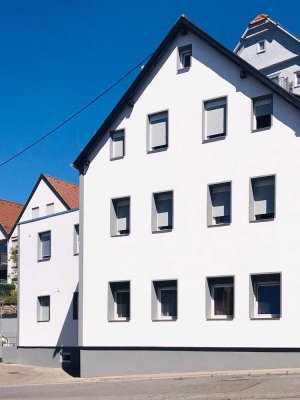 Mehrfamilienhaus als Eigennutz oder als Kapitalanlage -- 14 Zi --