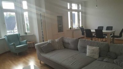3 Zimmer Altbau-Wohnung