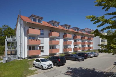 Moderne 2-Zimmer Dachgeschosswohnung mit Balkon