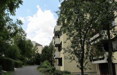Helle, sanierte 3-Zimmer Wohnung mit 2 Balkonen
