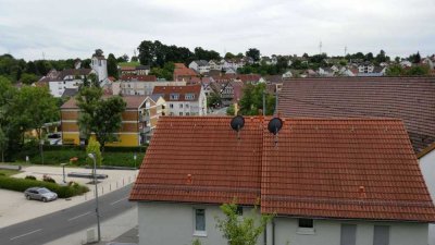 Charmante 2,5-Zimmer-Wohnung mit Sonnenbalkon– Ostfildern-Scharnhausen