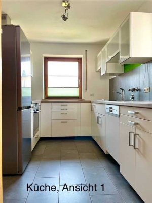 Freundliche und gepflegte 4-Zimmer-Wohnung mit Balkon in Isen