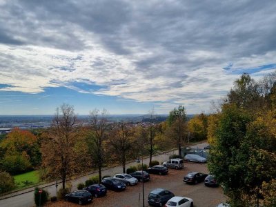 Modern möblierte 1-Zimmerwohnung in Ulm mit Alpenblick