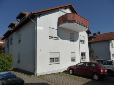 Geschmackvolle, gepflegte 2-Raum-EG-Wohnung mit geh. Innenausstattung mit Terrasse in Ober-Ramstadt