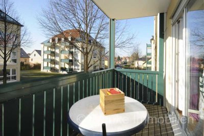 Laubegast - geräumige, ruhige 1 Zimmer-Wohnung mit Südbalkon und EBK