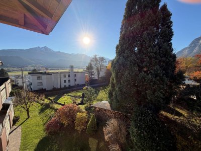 Großzügige 2-Zimmer Wohnung mit überdachtem Balkon und Parkplatz in Hötting