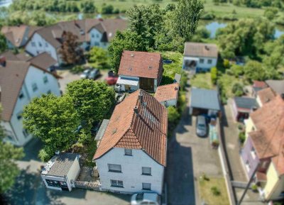 Traumhafte Lage - Vielfältige Nutzbarkeit - Einfamilienhaus plus Baugrundstück