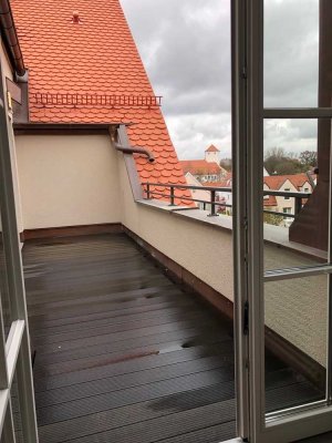 Stilvolle, sanierte 1 ZKB Dachwohnung mit Loggia Friedberg Marienplatz