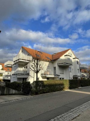 Wohnen in toller Aussichtslage – 3,5 Zi.-DG Maisonette Wohnung mit schöner Dachterrasse