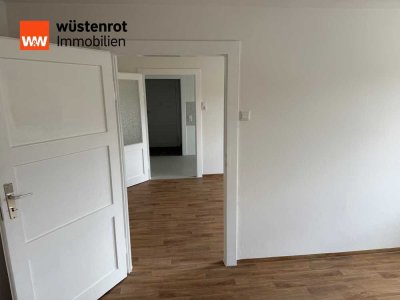 Helle 2-Zimmer-Wohnung im 1. OG zu vermieten bei Döbeln