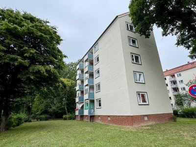 Klasse Blick und Lage - tolle 3-Zimmerwohnung, gerade frisch in Renovierung für Sie - GBH