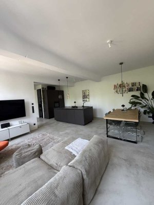 2-Raum-Loft-Wohnung mit Pool und luxuriöser Ausstattung in Mönchengladbach