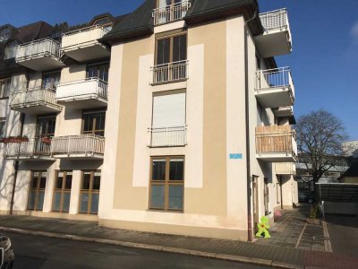 Gepflegte 1-Raum-Wohnung mit Balkon und Einbauküche in Zwickau