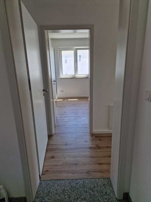 Moderne, neuwertige 2-Zimmer-Wohnung mit gehobener Innenausstattung mit EBK in Ingolstadt