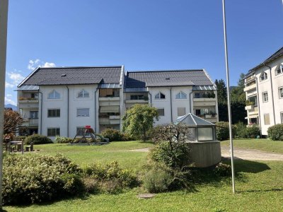 Schöne 2 Zimmer Wohnung Rennsteiner Straße