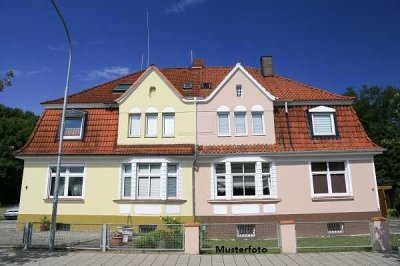 2-Familienhaus nebst Anbau in ruhiger und guter Wohnlage