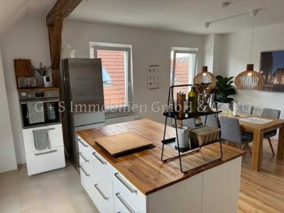Traumhaftes Wohnen nähe Prinzenpark mod. Altbauwhn. mit Ausbaureserve auf über 200 m² Wfl.