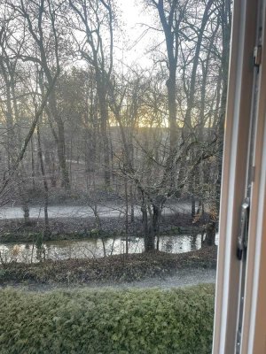 Kleine DHH, sehr ruhig, wunderschöner Blick auf die Würm