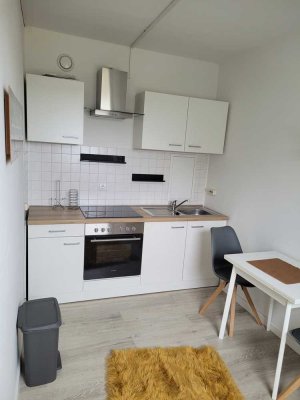 Vermietet wird eine 1 Raum Wohnung mit Einbaukücke