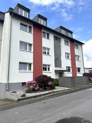 Attraktiv geschnittene 3-Zimmer Wohnung mit großzügigem Balkon in ruhiger Lage von Leichlingen