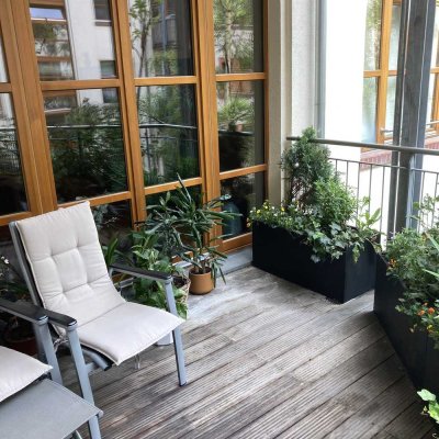 Nur noch kurz von privat / Einzug zeitnah: Gewerbeloft (3 Zi, Lift, gr. Blk, TG) nahe Warschauer Str