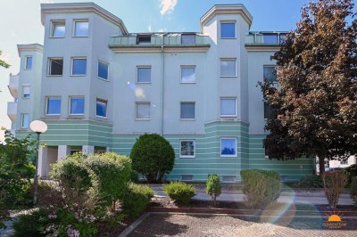 Charmante 2-Zimmer-Dachgeschosswohnung mit Garage in Ebergassing