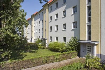 Schick sanierte kleine 3-Zimmer-Wohnung in ruhigem Wohngebiet.
