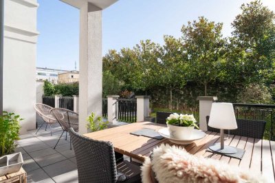 Df.-Golzheim: Elegante 5-Raum-Wohnung mit Privatgarten und großer Terrasse/Veranda