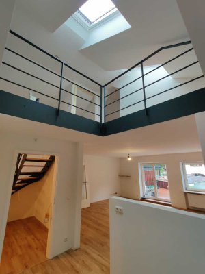 Stilvolle 3-Zimmer-Maisonette-Wohnung mit Balkon in Wolfratshausen (Erstbezug nach Kernsanierung)