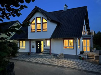 Großzügiges, freistehendes EFH in ruhiger Lage • 25 Min. nach Heidelberg-Zentrum • Provisionsfrei
