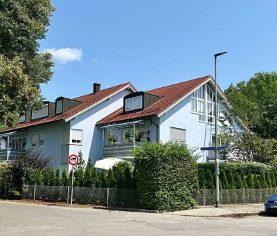 Attraktive 3-Zimmer-Wohnung mit Balkon, neuwertiger EBK, inkl. Tiefgaragenstellplatz von Privat