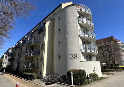 Möbliertes Studentenappartment mit Küche und Balkon in Top Uni-Lage