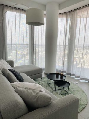 Vollmöblierte 2-Zimmer-Wohnung mit Balkon im 38. OG Grand Tower in Frankfurt