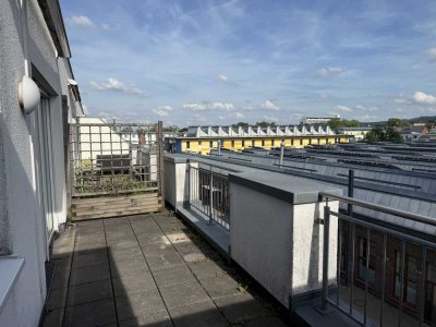 Helle 2-Zimmer Dachgeschosswohnung mit Balkon in Bielefeld Innenstadt