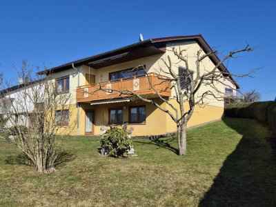 Gepflegtes Einfamilienhaus mit 7 Zimmern und Garten inkl. Garage