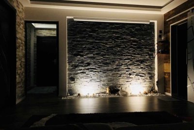 Vollständig renovierte Terrassenwohnung mit vier Zimmer  und EBK in Pforzheim