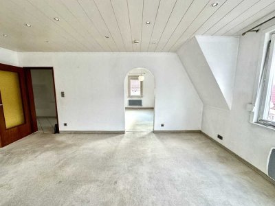 3-Zimmer-Renovierungsobjekt in Untertürkheim – viel Potenzial, zentrale Lage