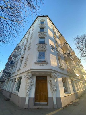 Helle 3-Zi-Altbau-Whg. mit 2 Balkonen HH-Eimsbüttel