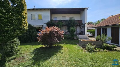 ZEHNERVIERTEL - Ein- bis Zweifamilienhaus mit schön angelegtem Garten