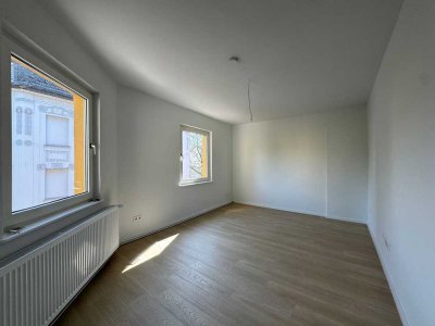 *Studis aufgepasst! Erste Kaltmiete geschenkt* Zentrale 2 Zimmer Wohnung !