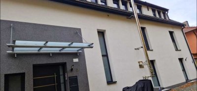 MÖBLIERTE- Attraktive 3-Zimmer-Wohnung (85m²) in Zirndorf, Erstbezug nach Sanierung
