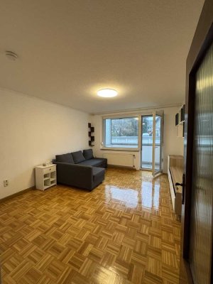 Möblierte 2-Zimmer-Wohnung mit Balkon & modernisiertem Bad nahe RWTH & Westpark