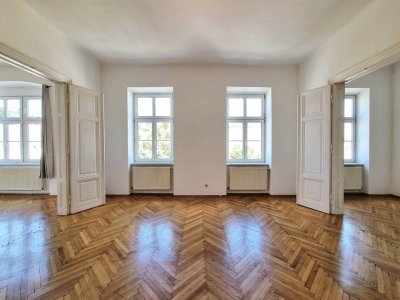 Toplage nahe Donau-Uni &amp; IMC: 146 m² Stilaltbau mit Fischgrätparkett &amp; Flügeltüren
