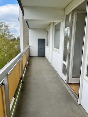 Rodenkirchen, ruhige 2-Zimmer Wohnung mit Balkon