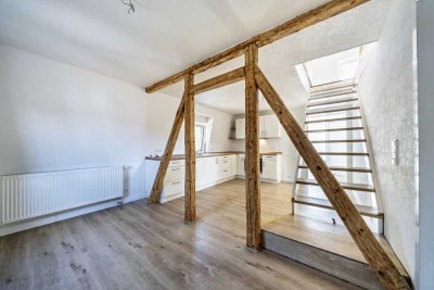 Neubau-Feeling! Kernsanierte Maisonette-Wohnung sofort bezugsfrei