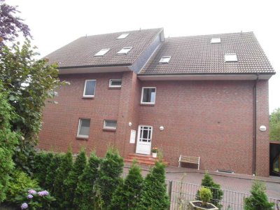 Ruhige 3-Zimmer-Wohnung mit Balkon und neuwertiger Einbauküche in Tangstedt